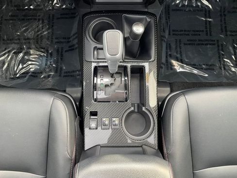 Used 2022 Toyota 4Runner TRD Off-Road Premium image 26