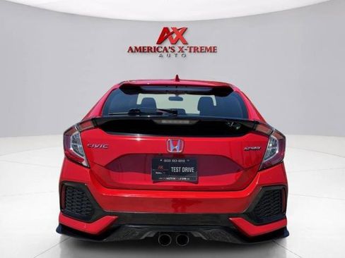 Used 2017 Honda Civic Sport image 4