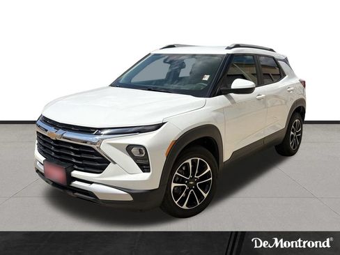 Used 2024 Chevrolet TrailBlazer LT FWD image 1