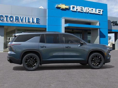 New 2026 Chevrolet Traverse LT w/ Midnight/Sport Edition image 5