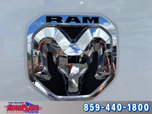 Used 2024 RAM 2500 Big Horn AWD/4WD image 16