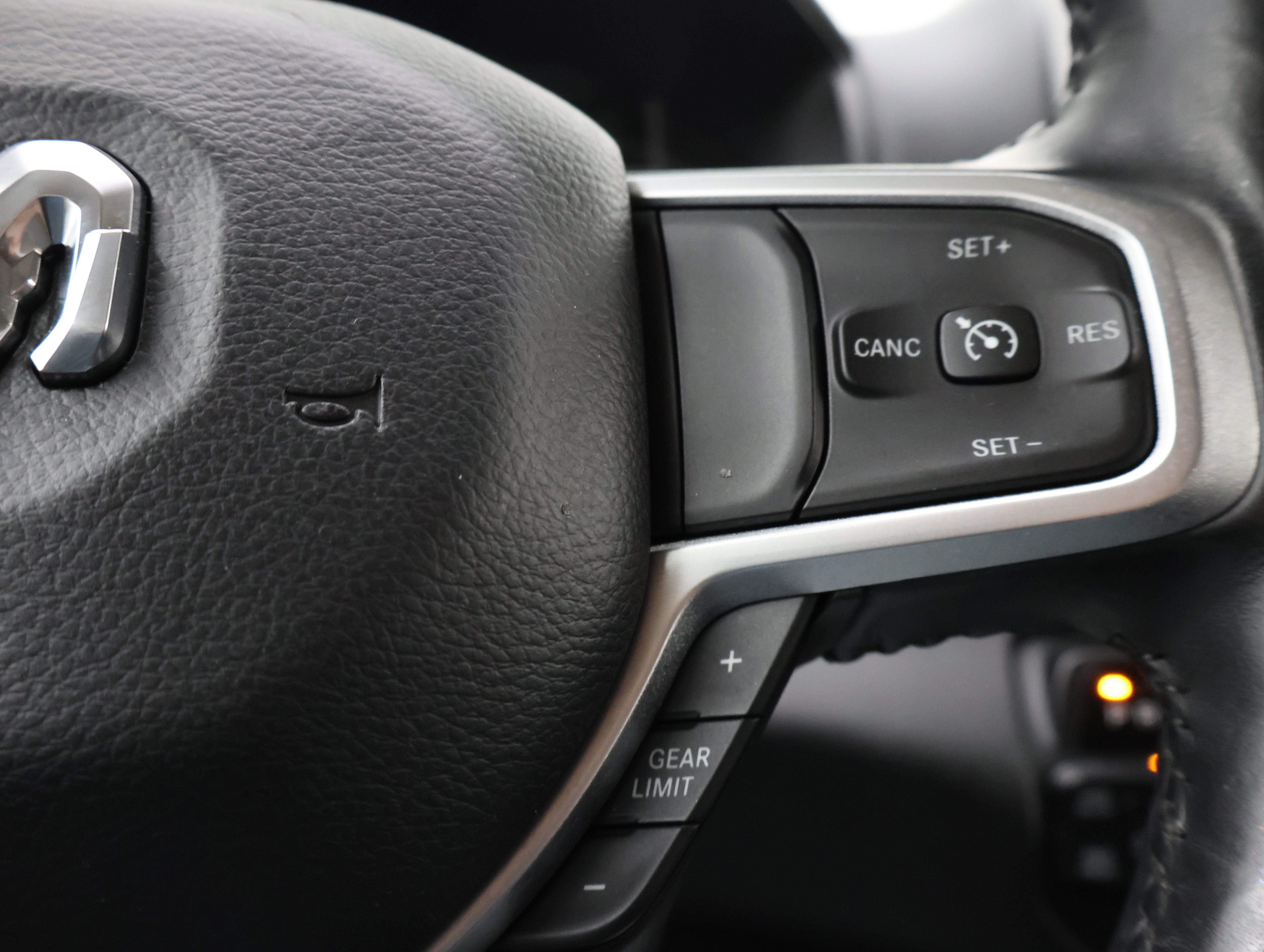 Used 2020 RAM 1500 Big Horn AWD/4WD image 14