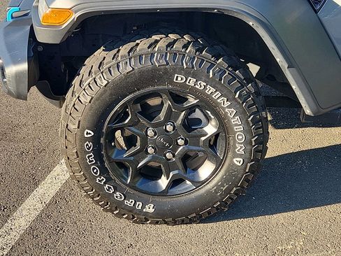 Used 2023 Jeep Wrangler Unlimited w/ Cold Weather Group AWD/4WD image 8