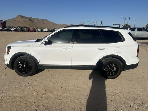 Used 2023 Kia Telluride SX X-Pro AWD/4WD image 2
