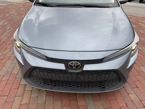 Used 2020 Toyota Corolla LE FWD image 22