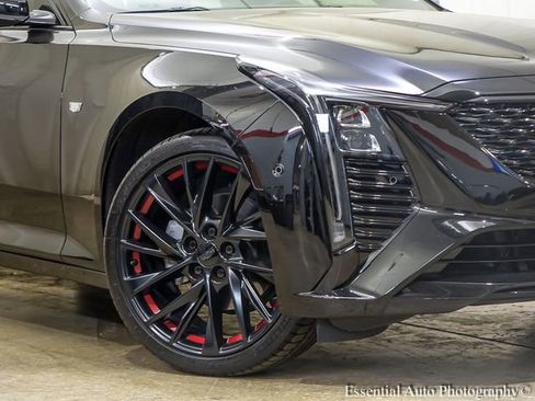 Certified 2025 Cadillac CT5 Premium Luxury RWD image 3