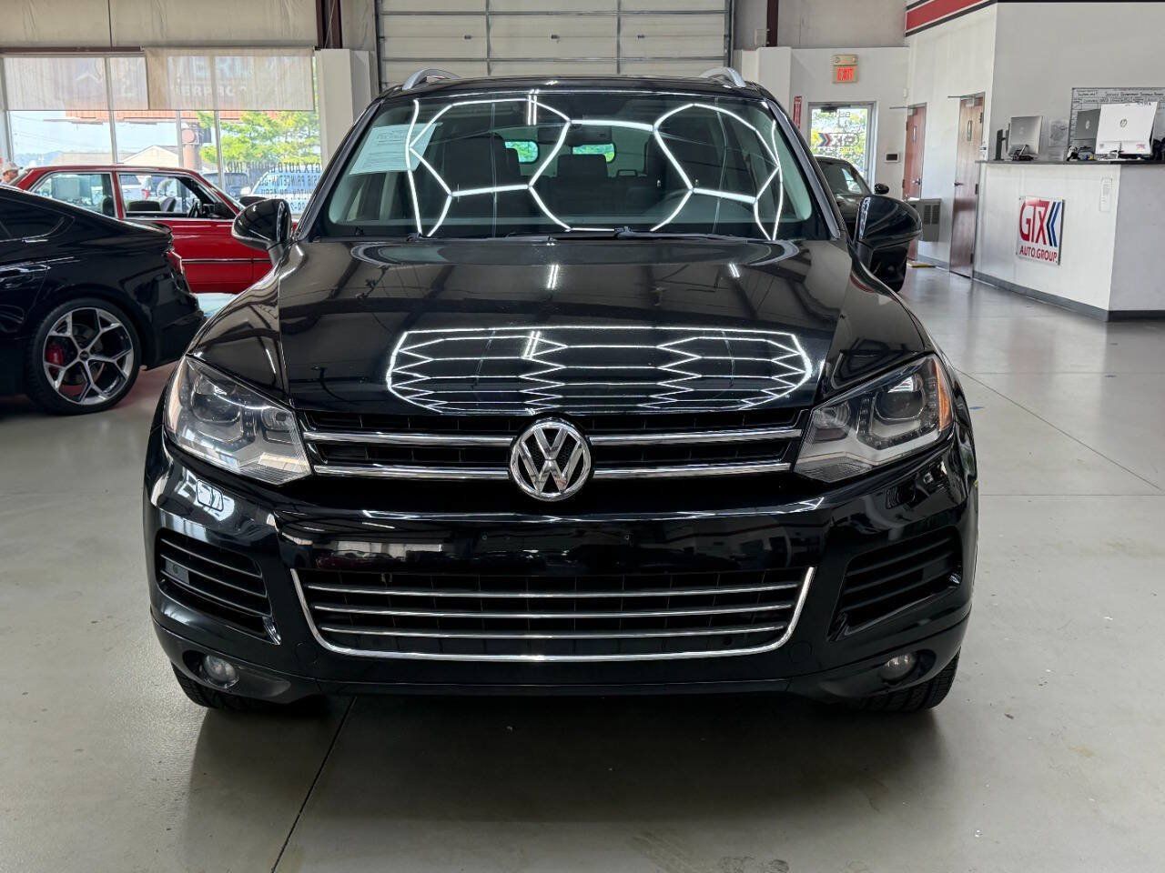 Used 2012 Volkswagen Touareg VR6 AWD/4WD image 6