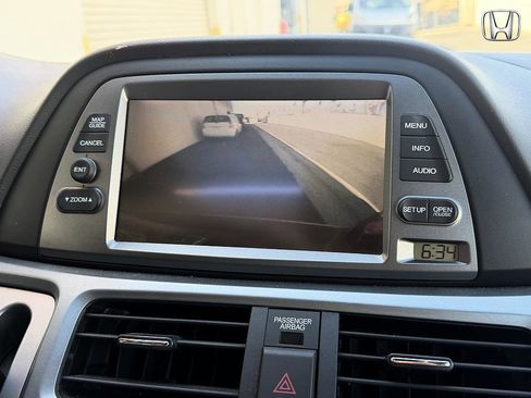Used 2010 Honda Odyssey Touring image 25