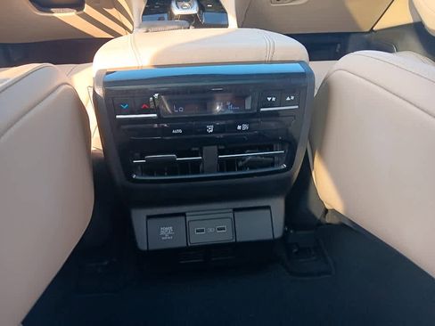 Used 2023 Acura MDX SH-AWD w/ Technology Package image 20