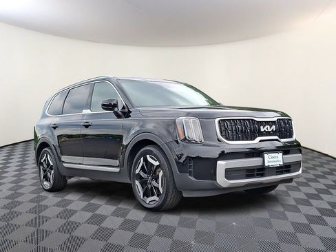 Used 2023 Kia Telluride EX AWD/4WD image 1
