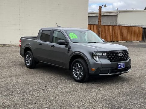 New 2026 Ford Maverick XLT w/ XLT Luxury Package FWD image 8