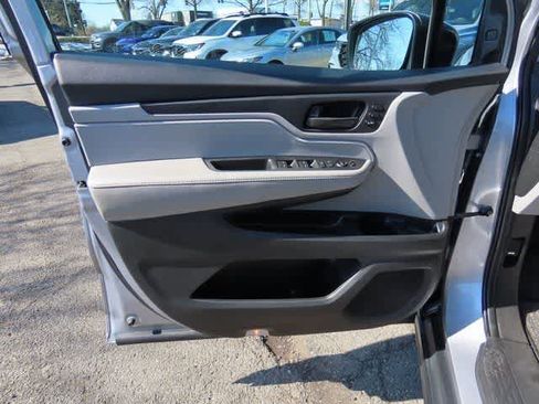 Used 2022 Honda Odyssey EX-L image 16