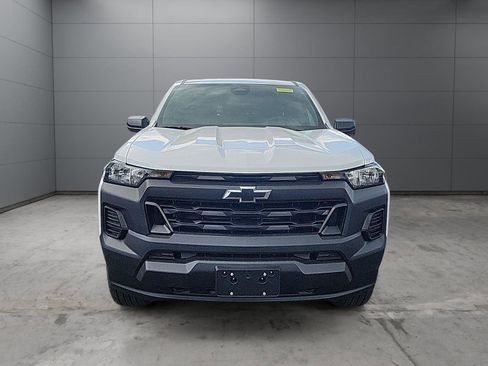 New 2026 Chevrolet Colorado W/T w/ WT Custom Package AWD/4WD image 8