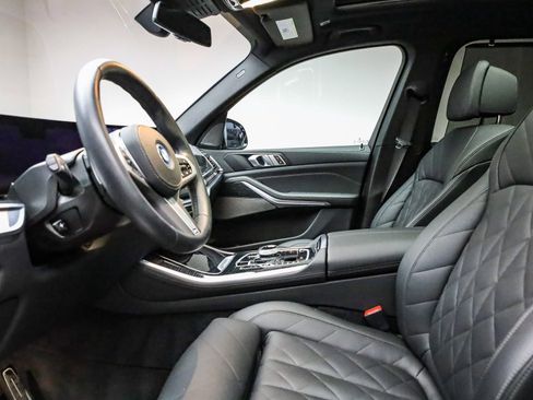 Certified 2025 BMW X5 xDrive50e w/ Executive Package image 19