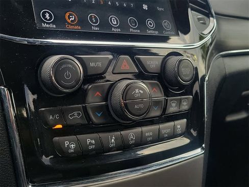 Used 2021 Jeep Grand Cherokee 80th Anniversary w/ Quick Order Package 28K 80th image 26