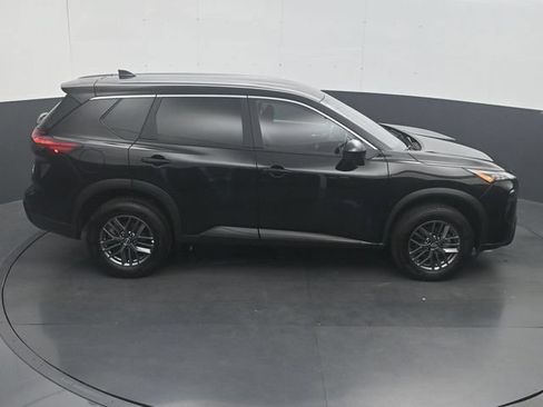 Used 2026 Nissan Rogue SV FWD image 25