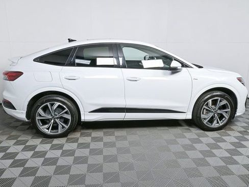 Certified 2023 Audi Q4 e-tron Prestige w/ Black Optic Package image 2