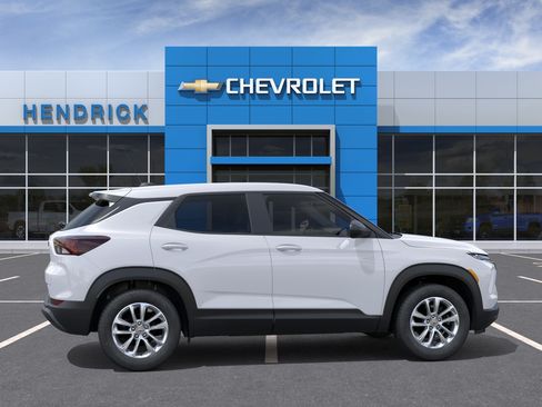 New 2026 Chevrolet TrailBlazer LS w/ LS Convenience Package FWD image 6