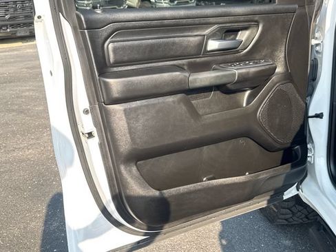 Used 2025 RAM 1500 Warlock AWD/4WD image 18