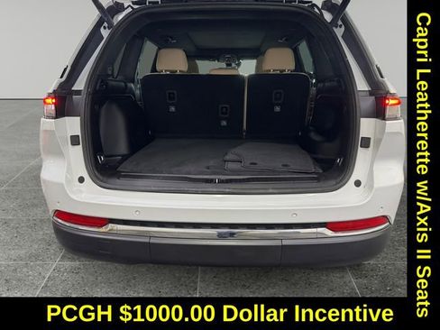 Used 2024 Jeep Grand Cherokee Limited w/ Luxury Tech Group II image 14