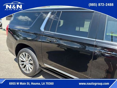 Used 2021 GMC Yukon XL Denali w/ Denali Premium Package RWD image 11