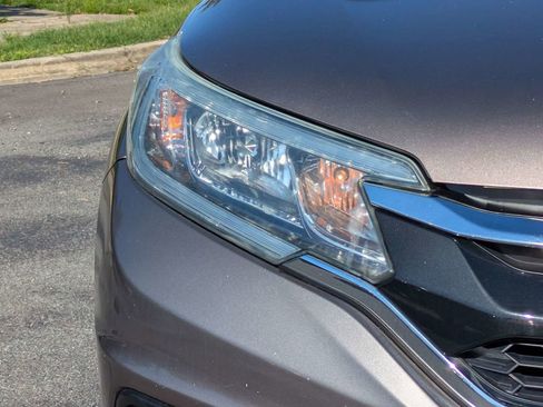 Used 2015 Honda CR-V LX image 9