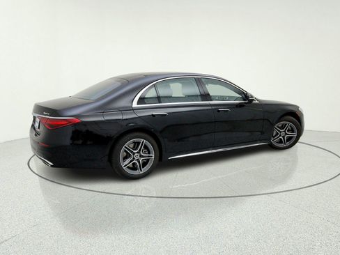 New 2026 Mercedes-Benz S 580e 4MATIC Sedan image 8
