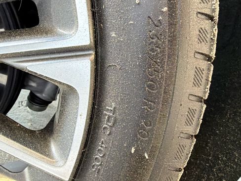 Used 2026 GMC Terrain Denali image 13