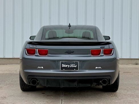 Used 2010 Chevrolet Camaro SS w/ RS Package RWD image 5