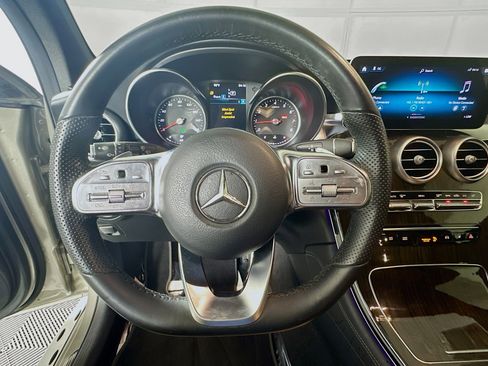 Used 2020 Mercedes-Benz GLC 300 image 15