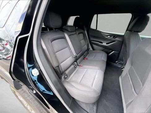 Used 2025 Chevrolet Equinox LT FWD image 28