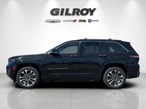 Used 2023 Jeep Grand Cherokee Overland w/ Advanced Protech Group III AWD/4WD image 7