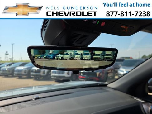 New 2026 Chevrolet Equinox LT w/ Convenience Package II image 32