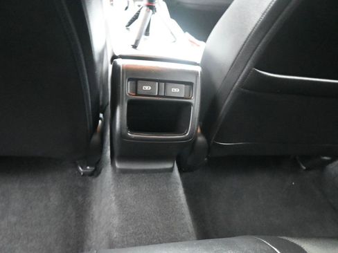 Used 2022 Honda Accord Sport image 2