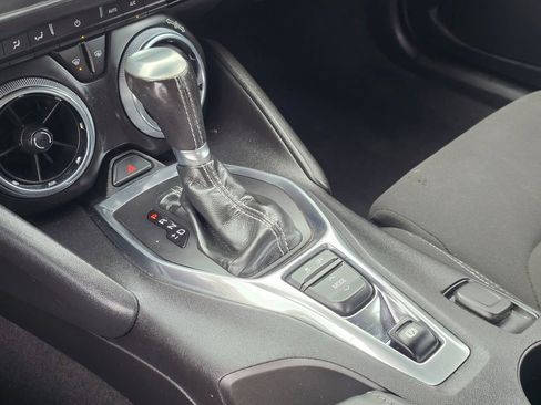 Used 2019 Chevrolet Camaro LT RWD image 29