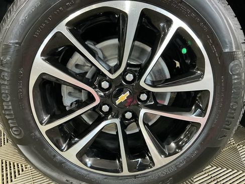 Used 2024 Chevrolet TrailBlazer LT w/ LT Cold Weather Package AWD/4WD image 7