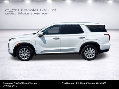 Used 2023 Hyundai Palisade SEL AWD/4WD image 3