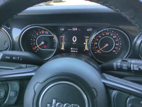 Used 2021 Jeep Wrangler Unlimited Sport AWD/4WD image 31