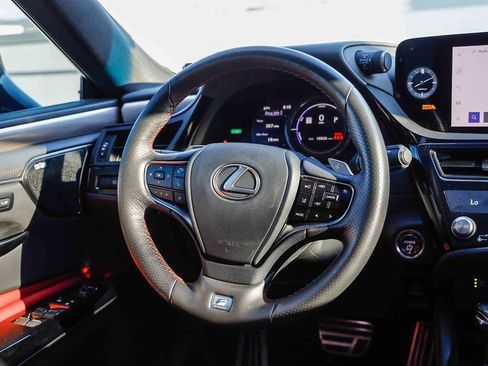 Used 2024 Lexus ES 300h F Sport w/ Accessory Package (Z2) image 18