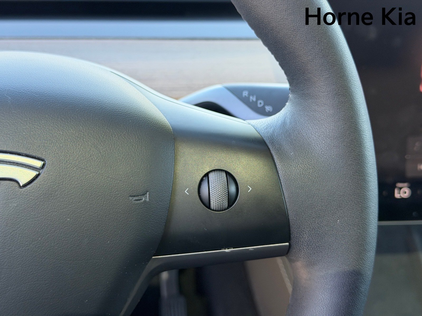 Used 2024 Tesla Model Y 2WD image 21