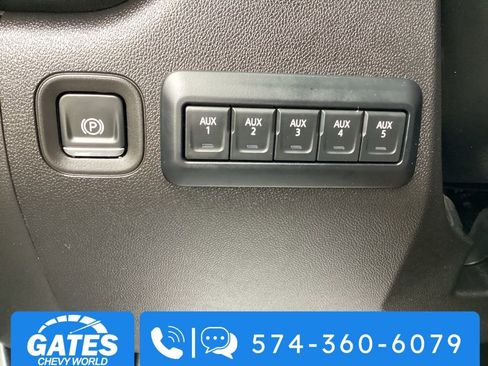 Used 2025 Chevrolet Silverado 2500 W/T w/ Snow Plow Prep/Camper Package image 20