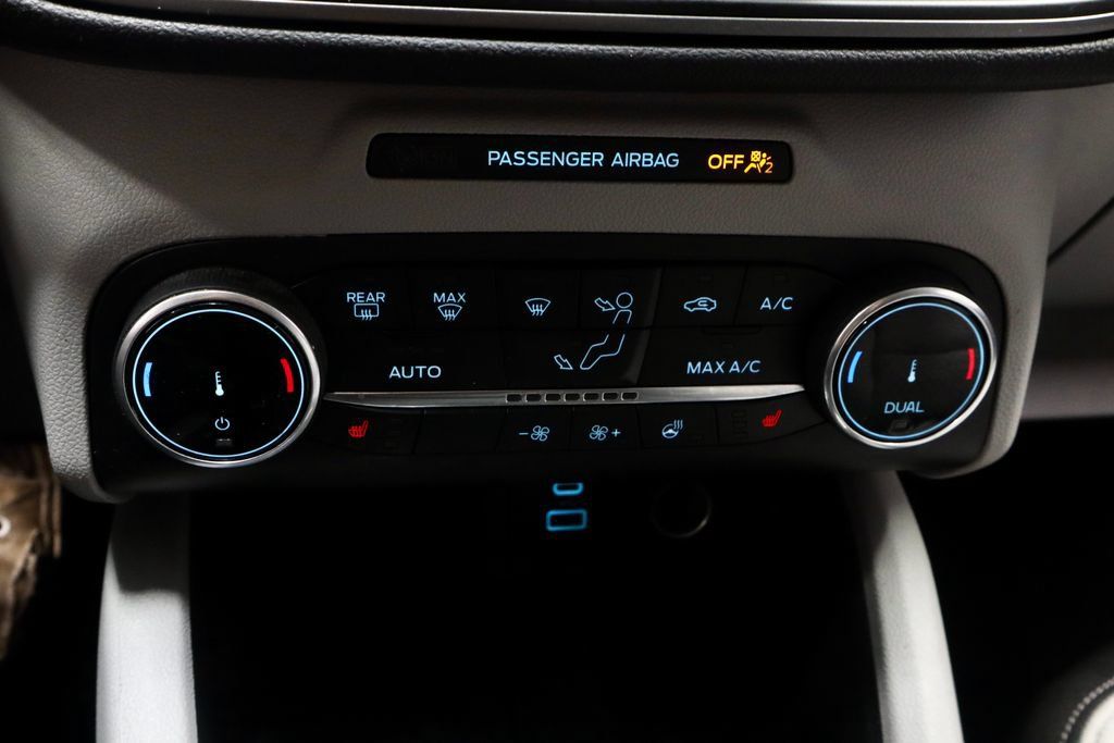 Certified 2023 Ford Escape Active w/ Cold Weather Package FWD image 29