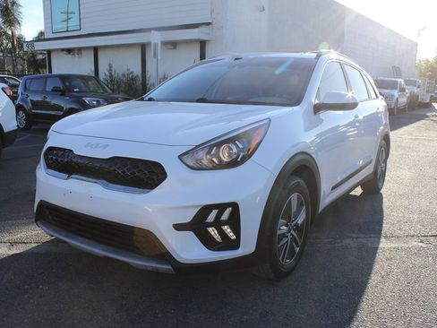 Used 2022 Kia Niro LXS image 5