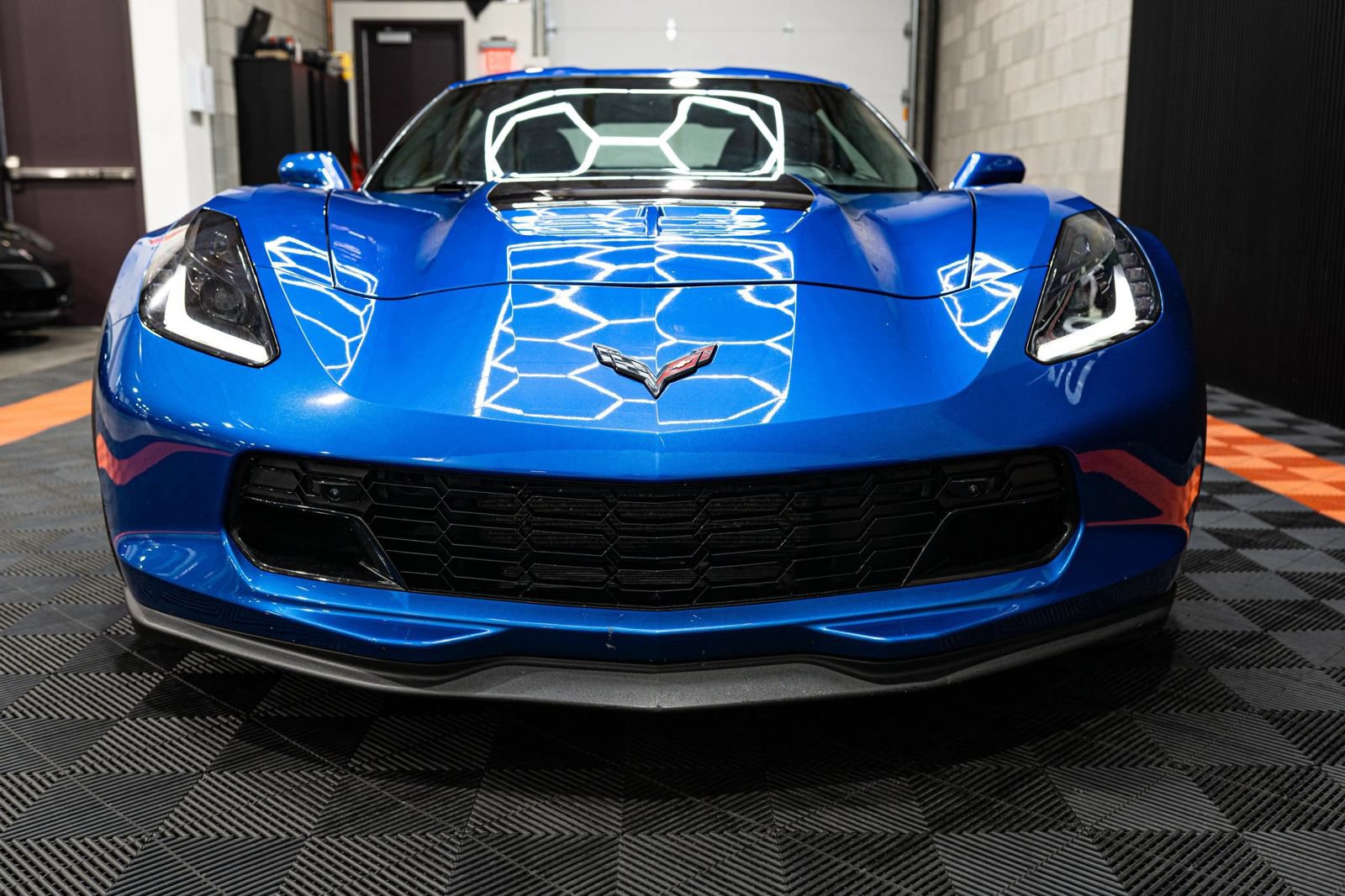 Used 2016 Chevrolet Corvette Z06 w/ 3LZ Preferred Equipment Group RWD image 7