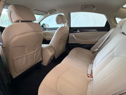 Used 2017 Hyundai Sonata Sport FWD image 19