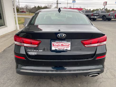 Used 2020 Kia Optima LX image 4
