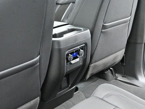 Used 2025 Chevrolet Tahoe Z71 w/ Z71 Off-Road Package image 34