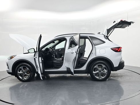 Used 2025 Ford Escape ST-Line image 69