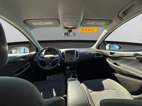 Used 2019 Chevrolet Cruze LS w/ LS Convenience Package image 24