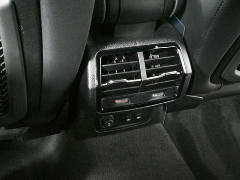 New 2025 Audi Q3 2.0T Premium image 19